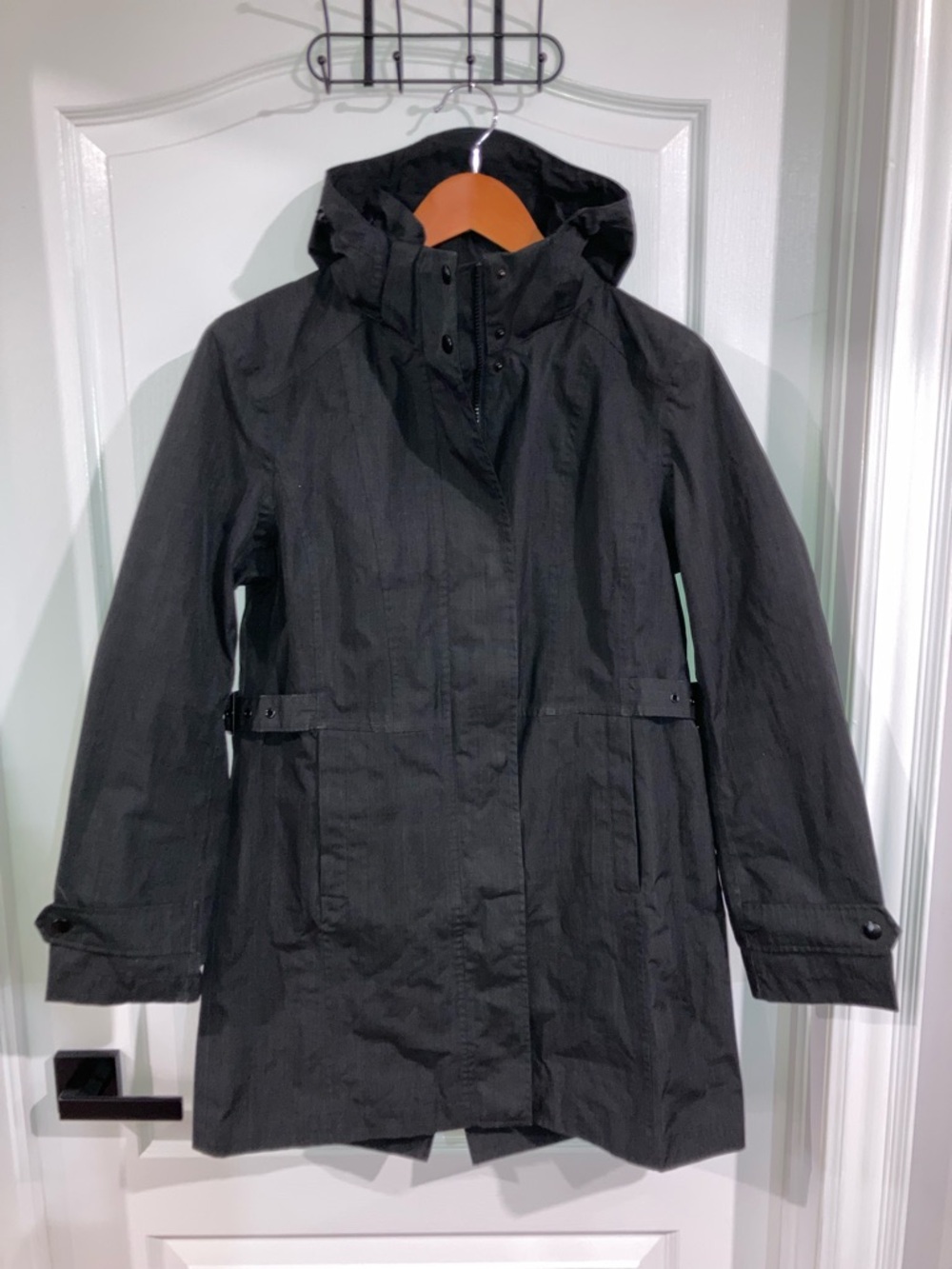 Black Lightweight Trench Coat w/ Hood Kirkland Signature - size S
